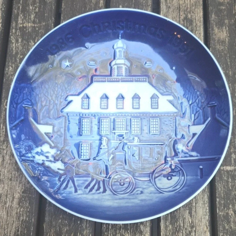 Bing & Grondahl 1991 Jubilee Plate Christmas Eve in Williamsburg America 7
